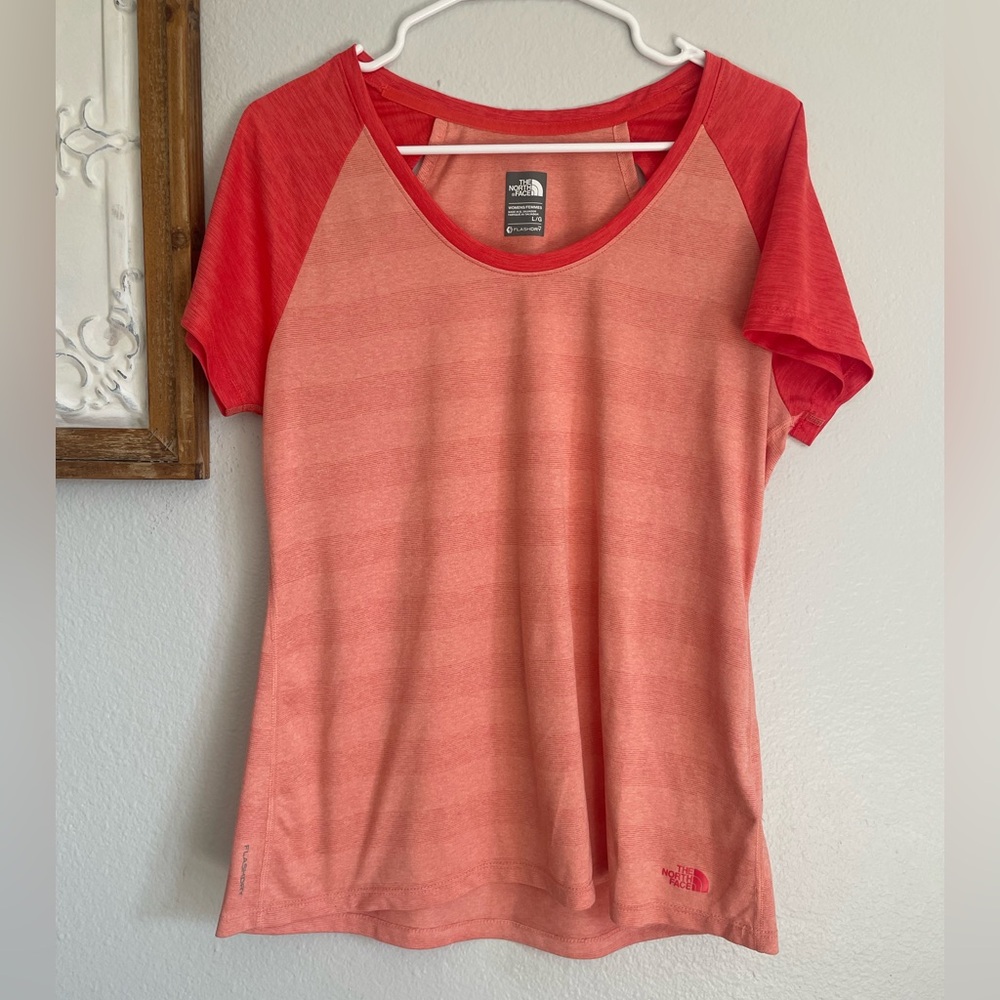 The North Face T-Shirt Women’s Size large Flash dry Orange coral Logo Training